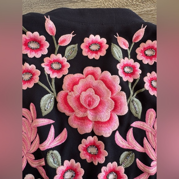 Needle & Thread Embroidered Rose Bomber Floral Crepe Jacket Size US 8 - Picture 10 of 16